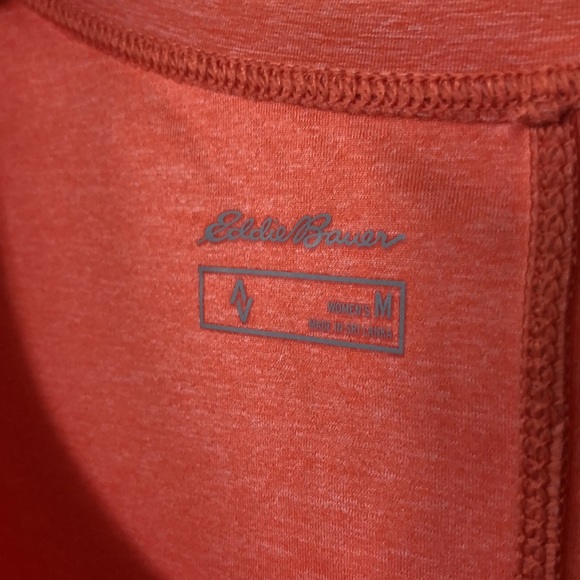 Eddie Bauer tshirt - Picture 4 of 5